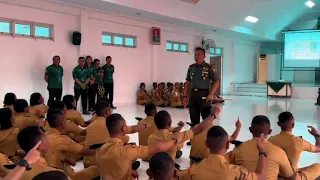 anak sekolahan mainnya kemiliteran